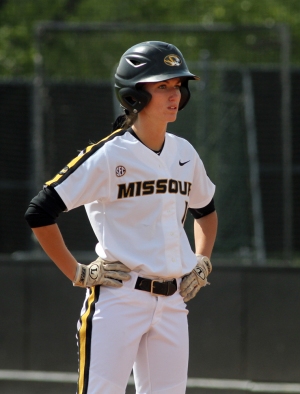 Corrin Genovese helped Missouri take two more fall victories.